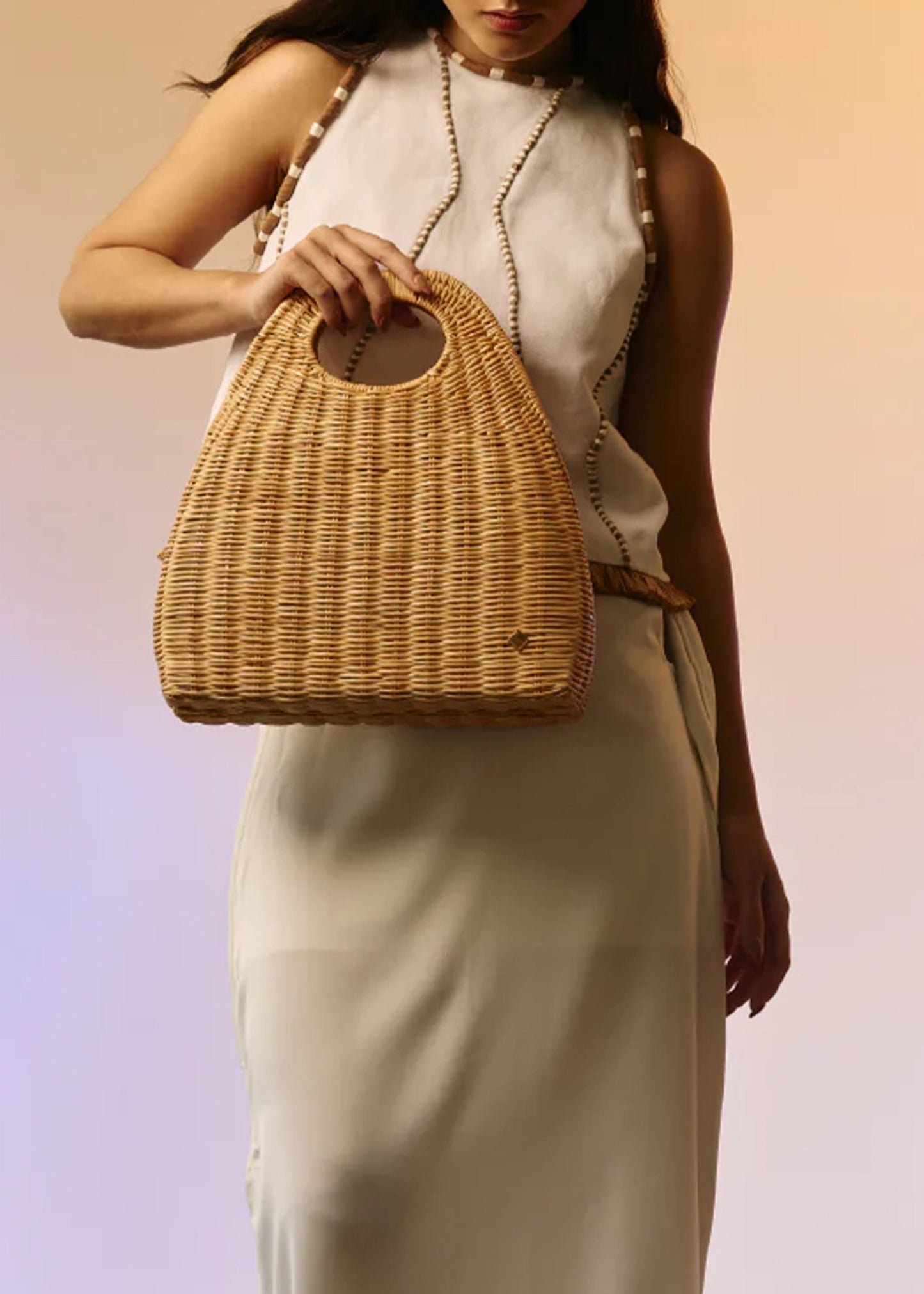 Aranaz-Amor-Wicker