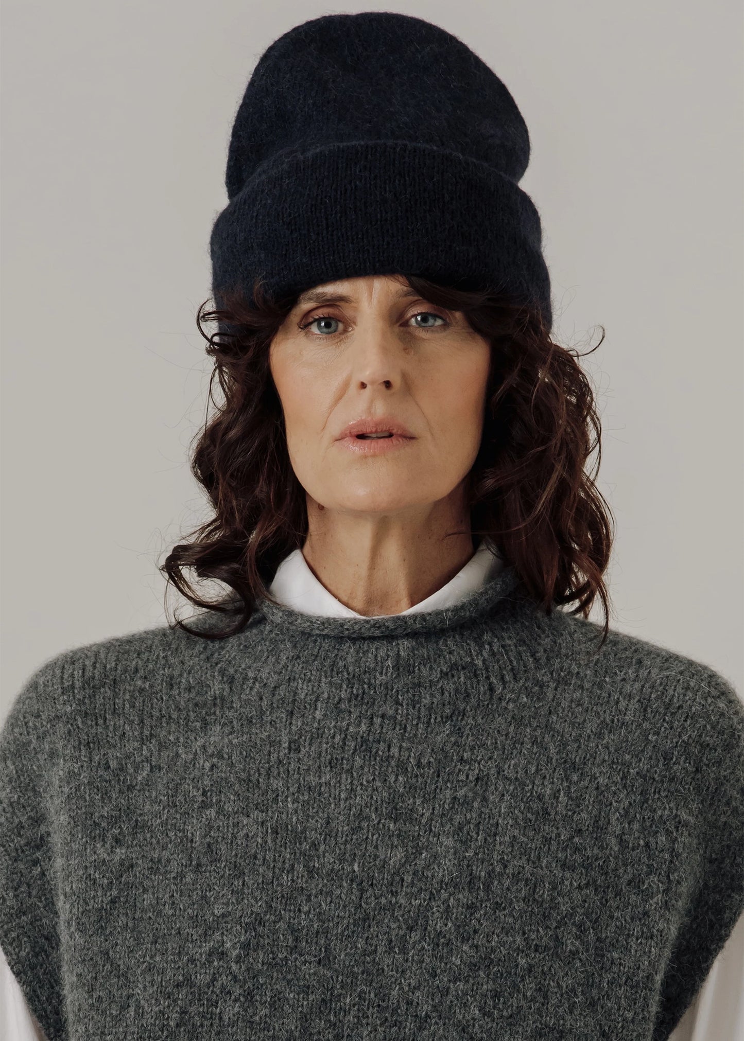 Bare-Knitwear-Baby-Alpaca-Andes-Beanie-dark-navy