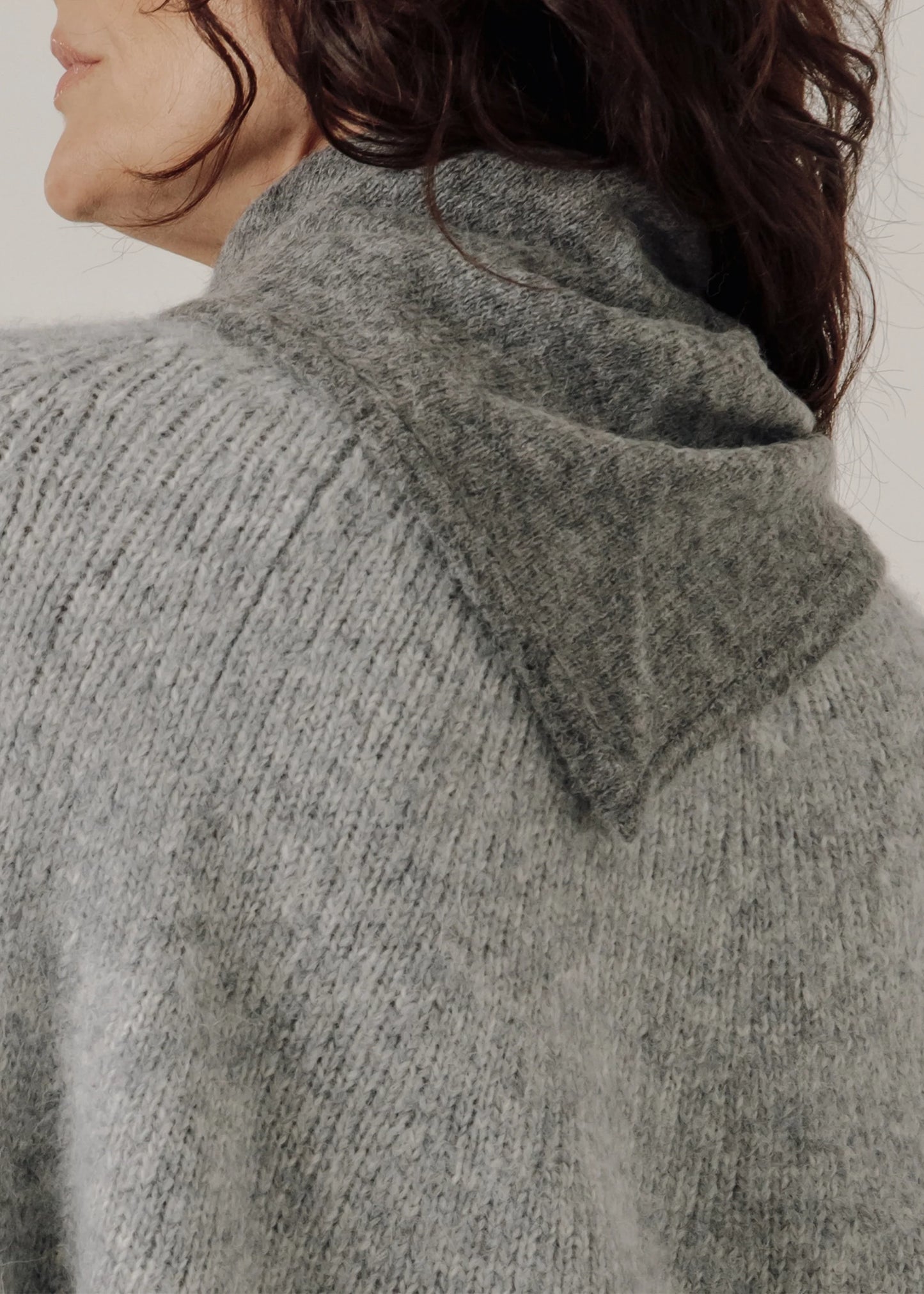 Bare-Knitwear-Baby-Alpaca-Bandana-grey-melange