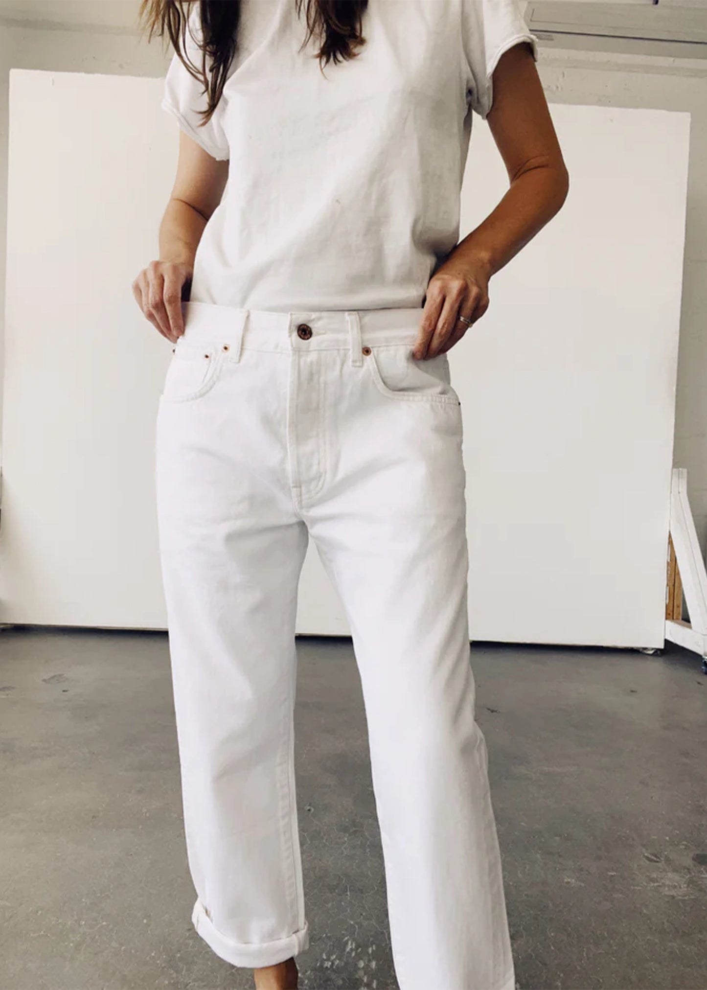 Hey-Gang-The-Loose-Crop-White