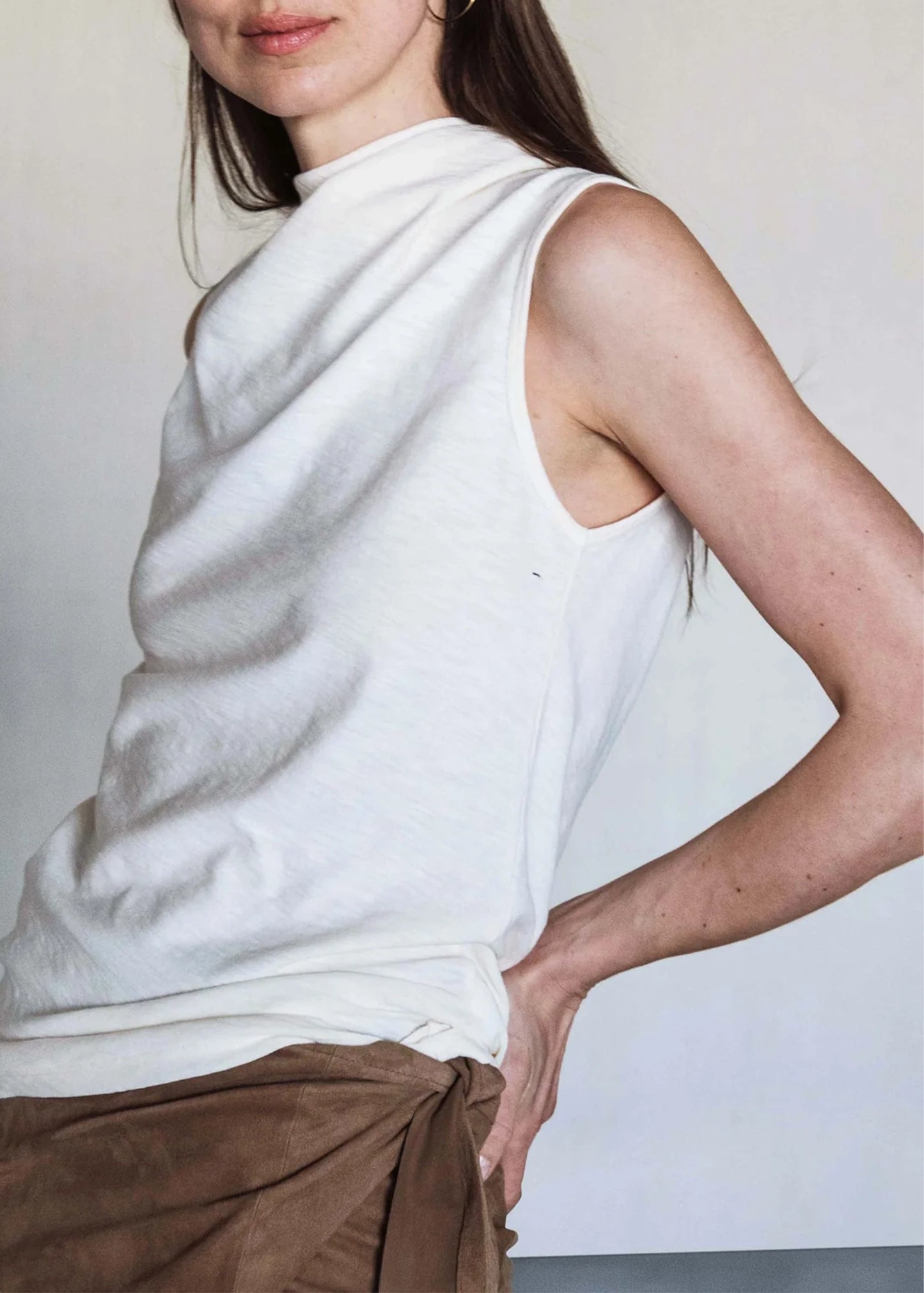 Humanoid-CAISER-TEE-MILK