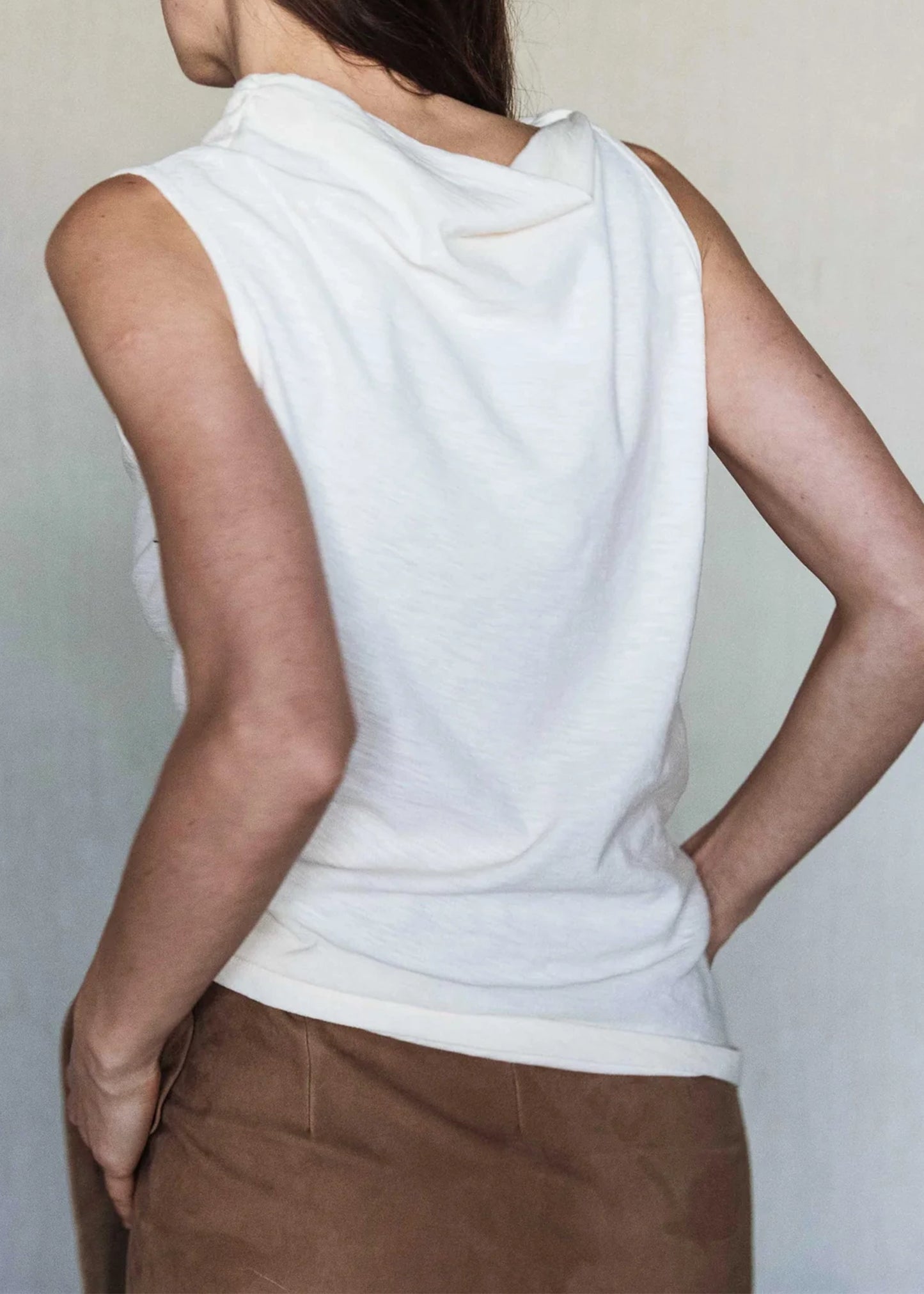 Humanoid-CAISER-TEE-MILK