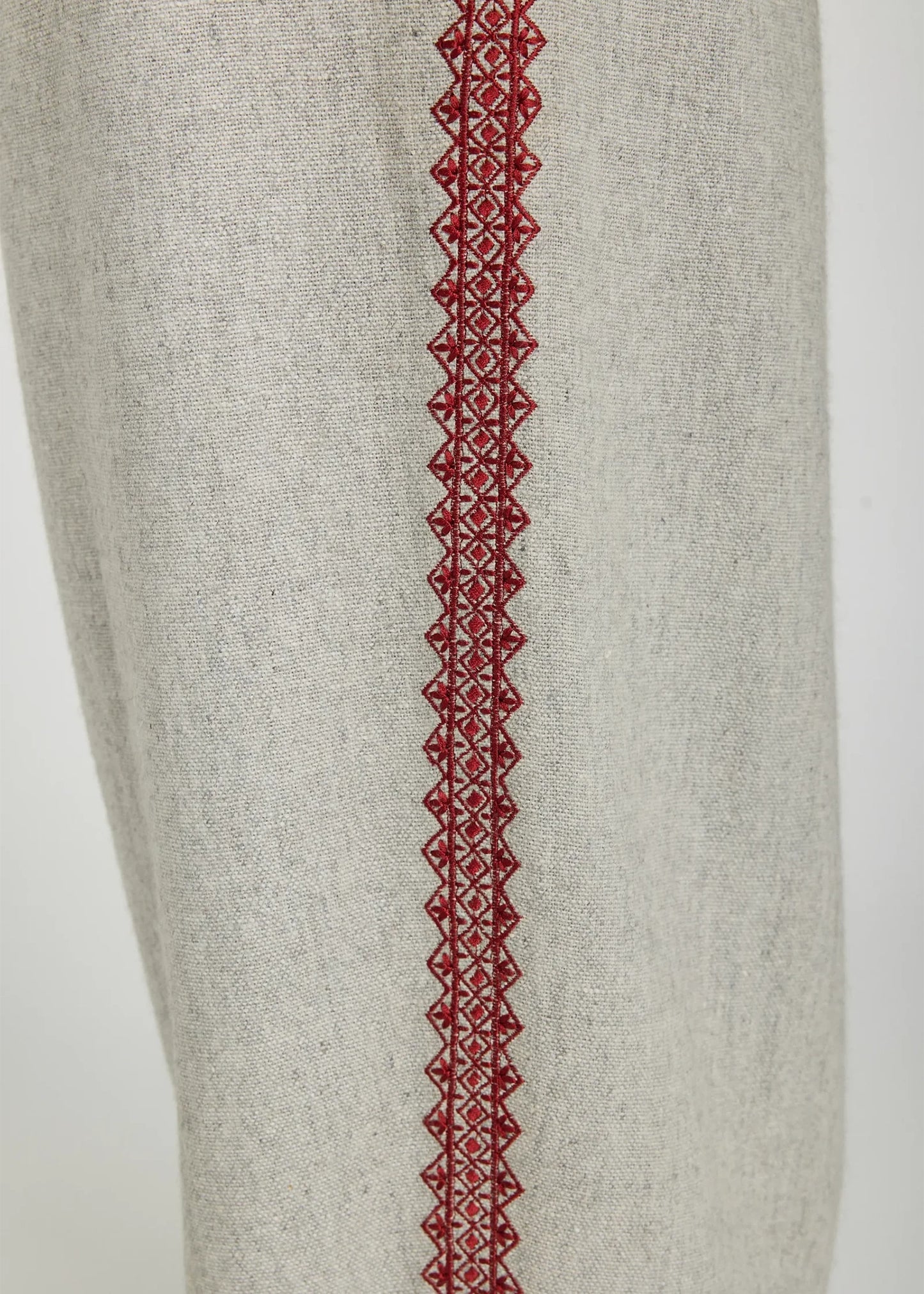 V-de-vinster-seema-embroidered-pants
