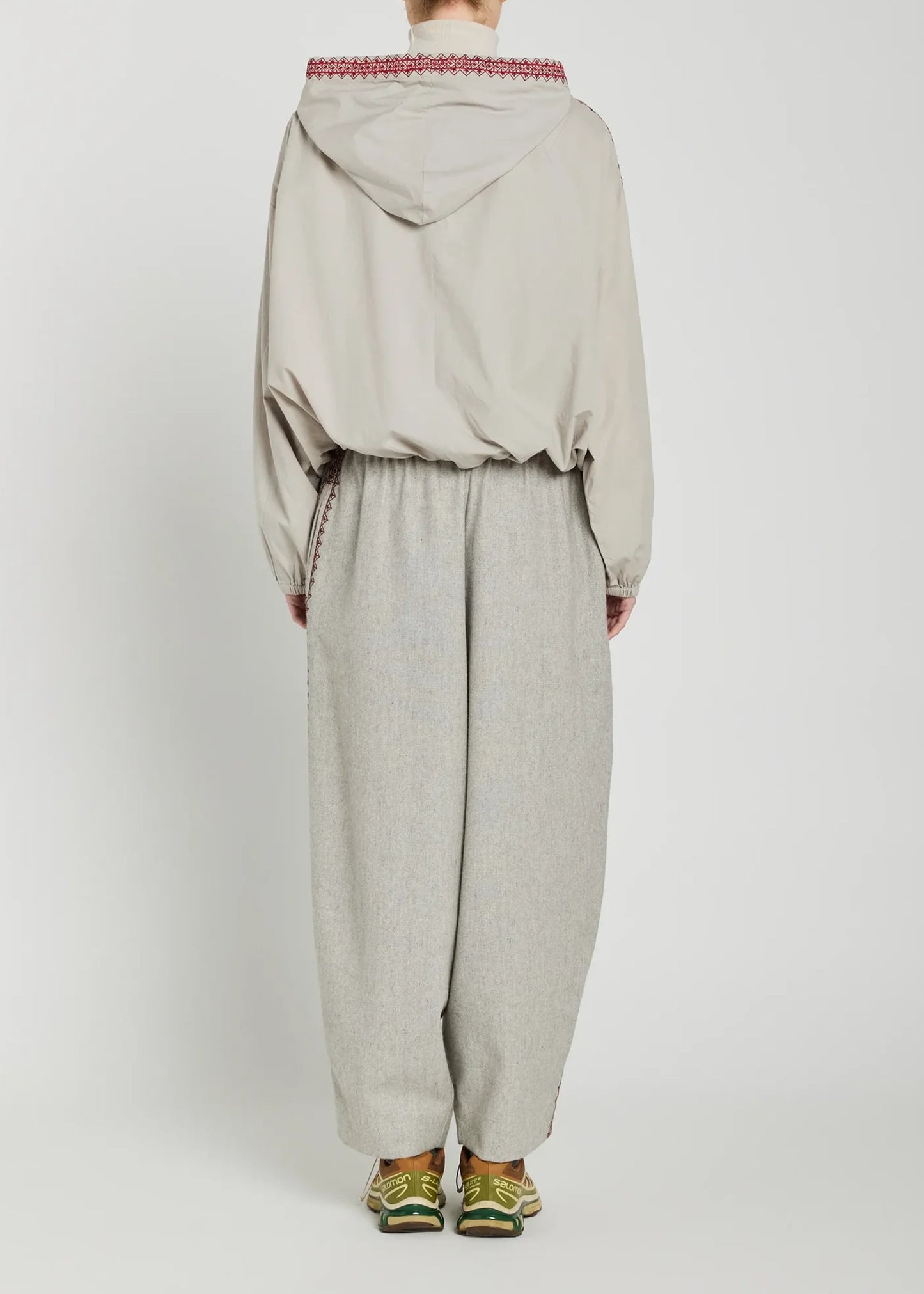 V-de-vinster-seema-embroidered-pants
