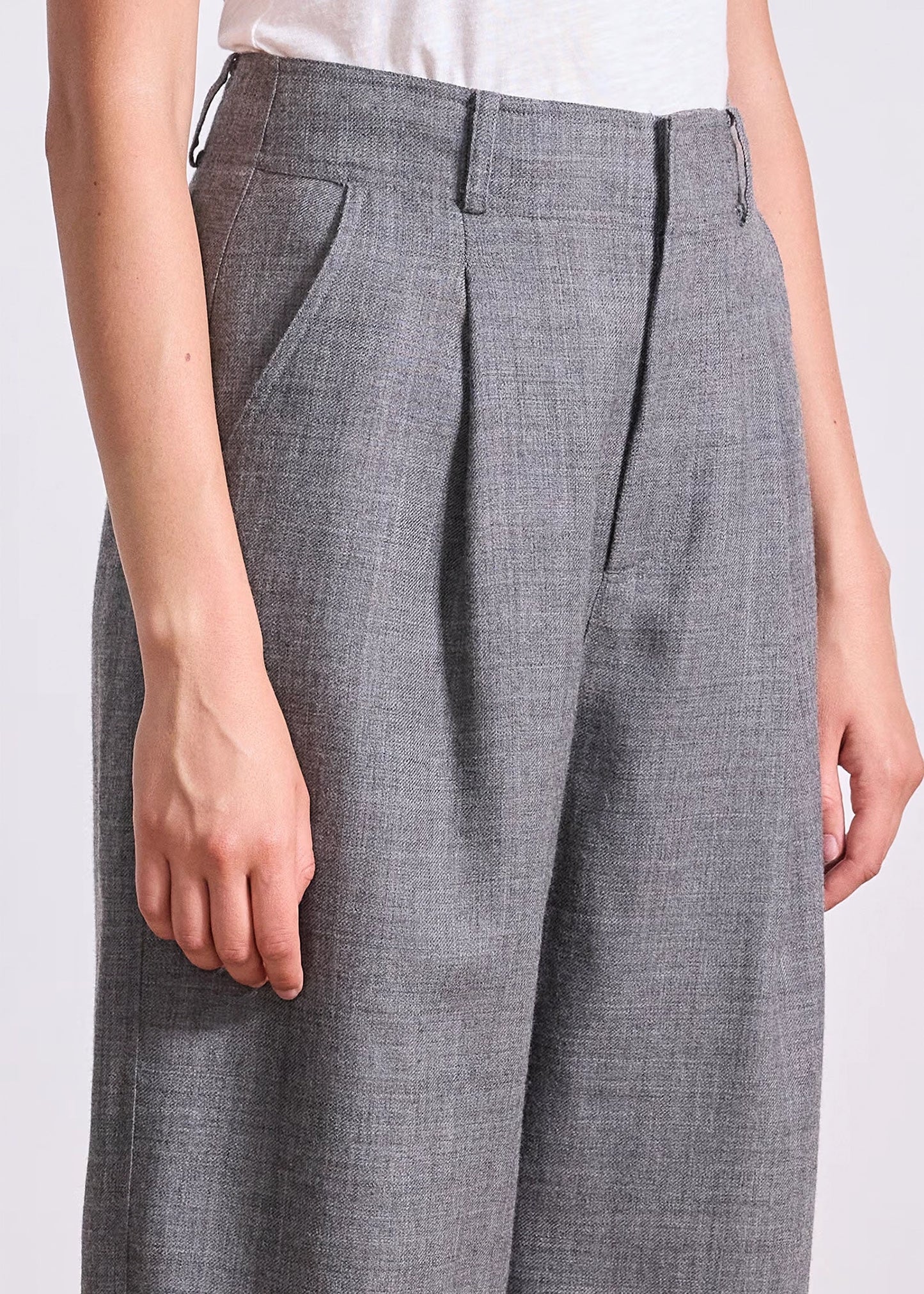 Apiece-Apart-Bari-Crop-Trouser-Heathered-Grey