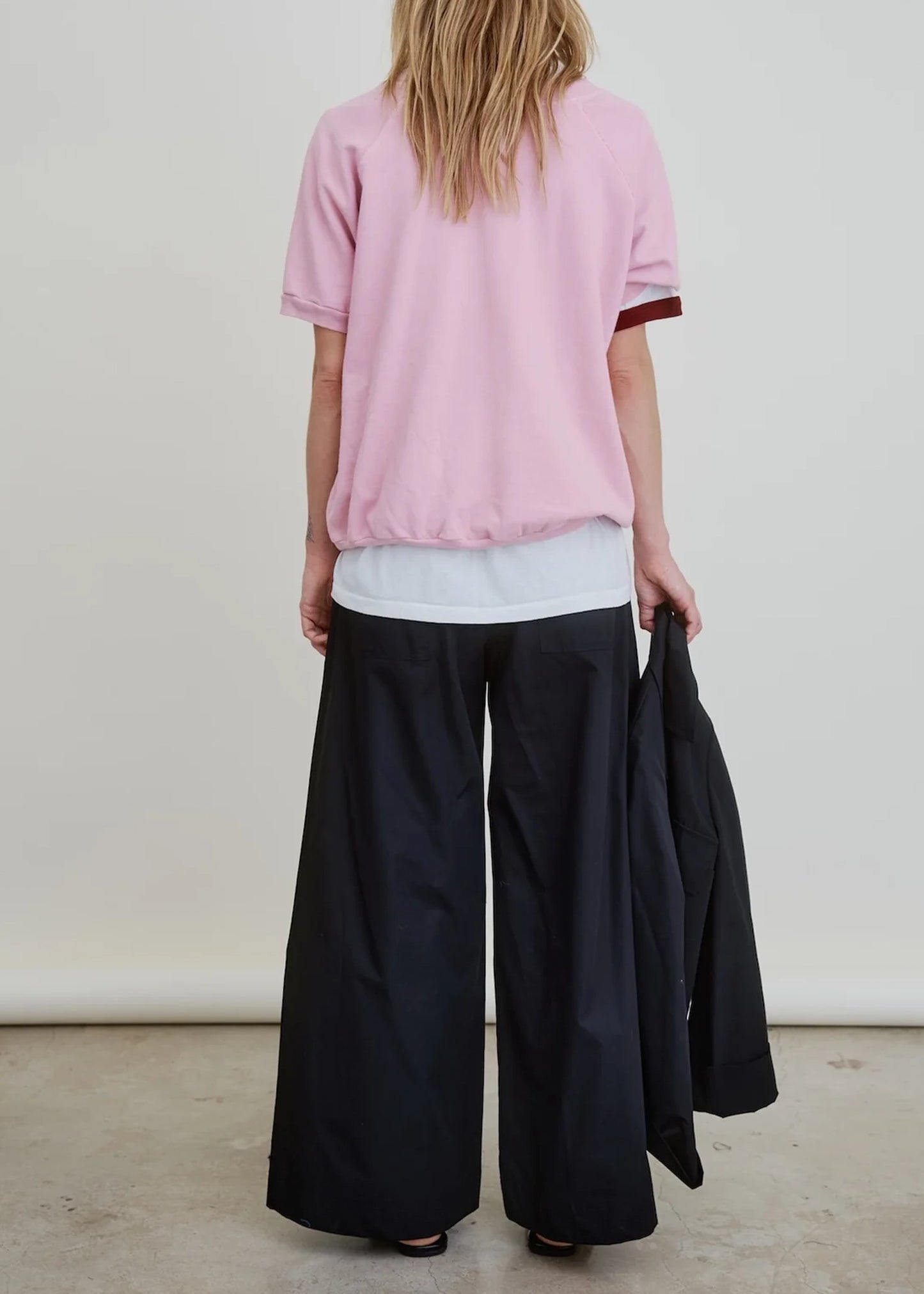 Aquarius-Cocktail-Ruth-Sweatshirt-Rosie