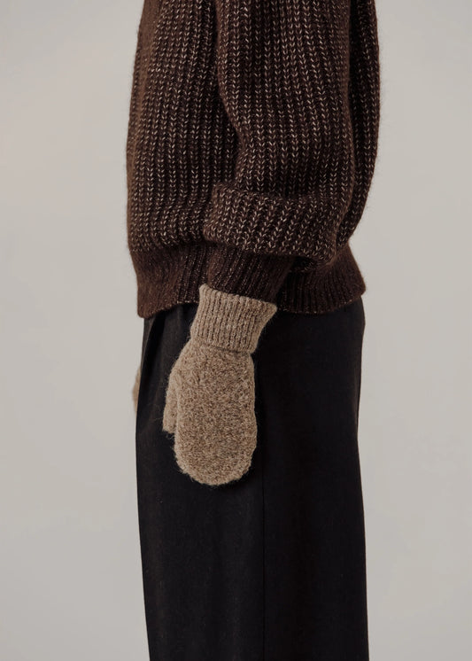 Bare-Knitwear-Alpaca-Boucle-Mittens-taupe