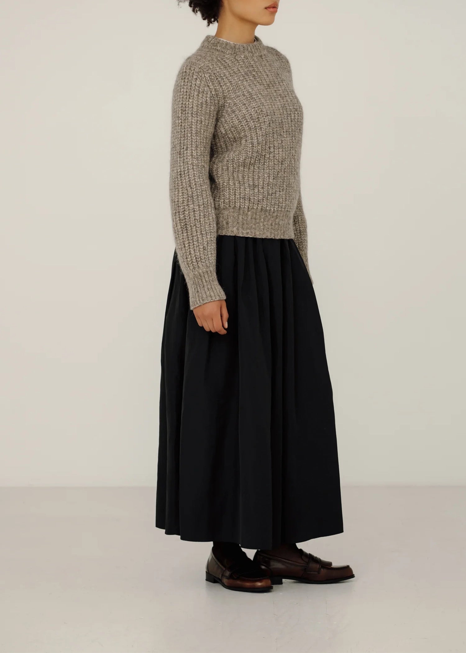 Bare-Knitwear-Cora-Crewneck-Oat