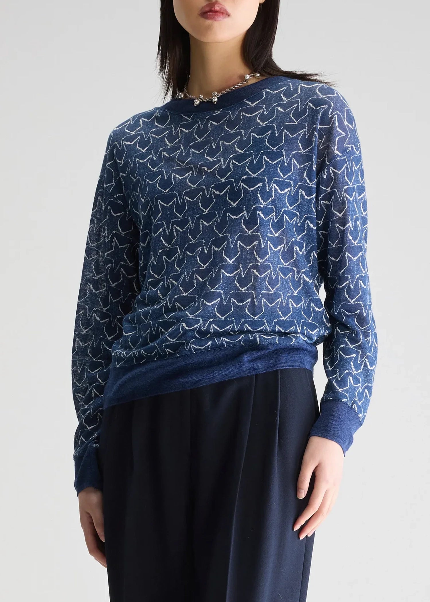 Bellerose-blue-star-printed-long-sleeved-t-shirt-senia