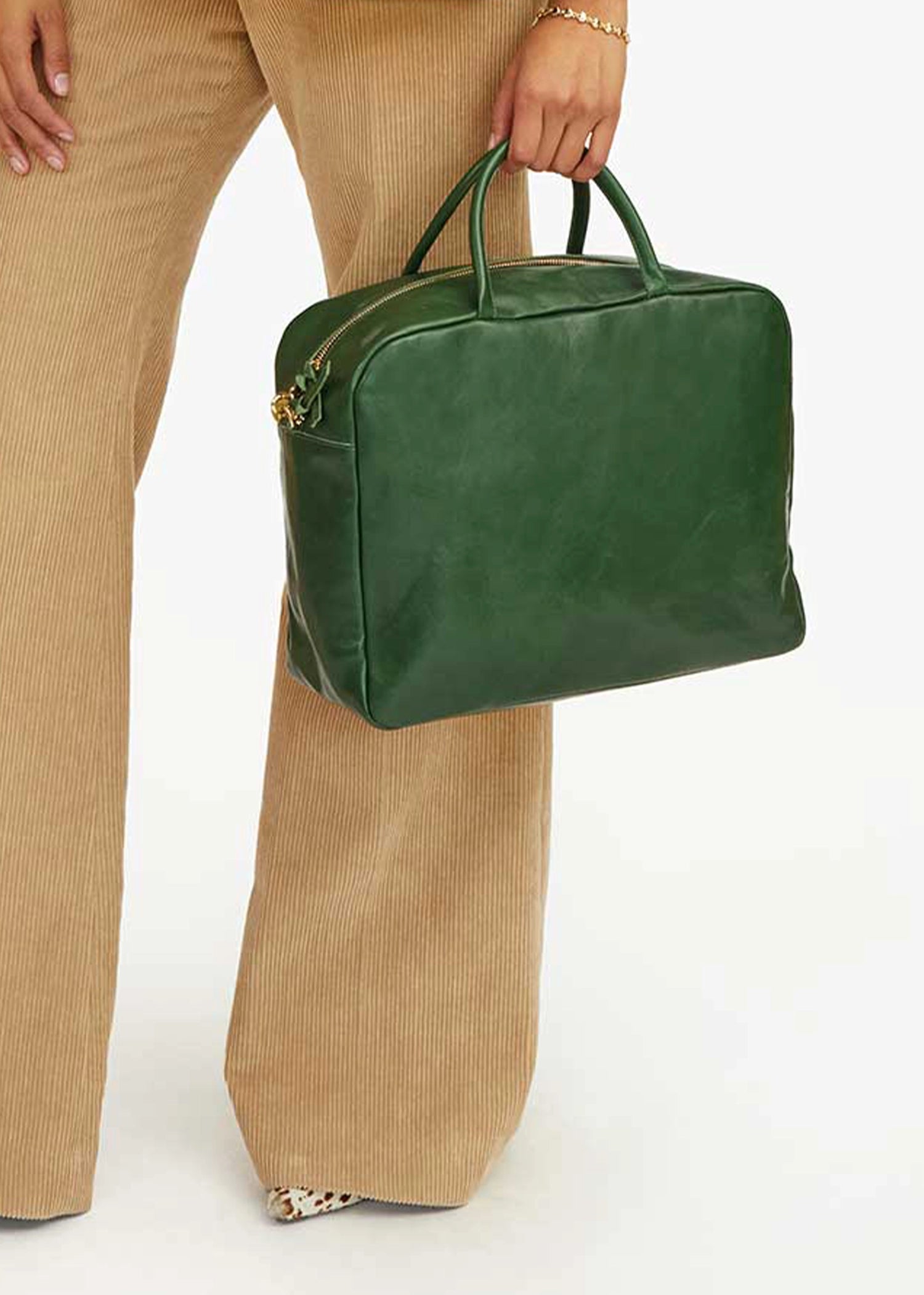 Clare-V.-Claude-Rustic-Sac-evergreen