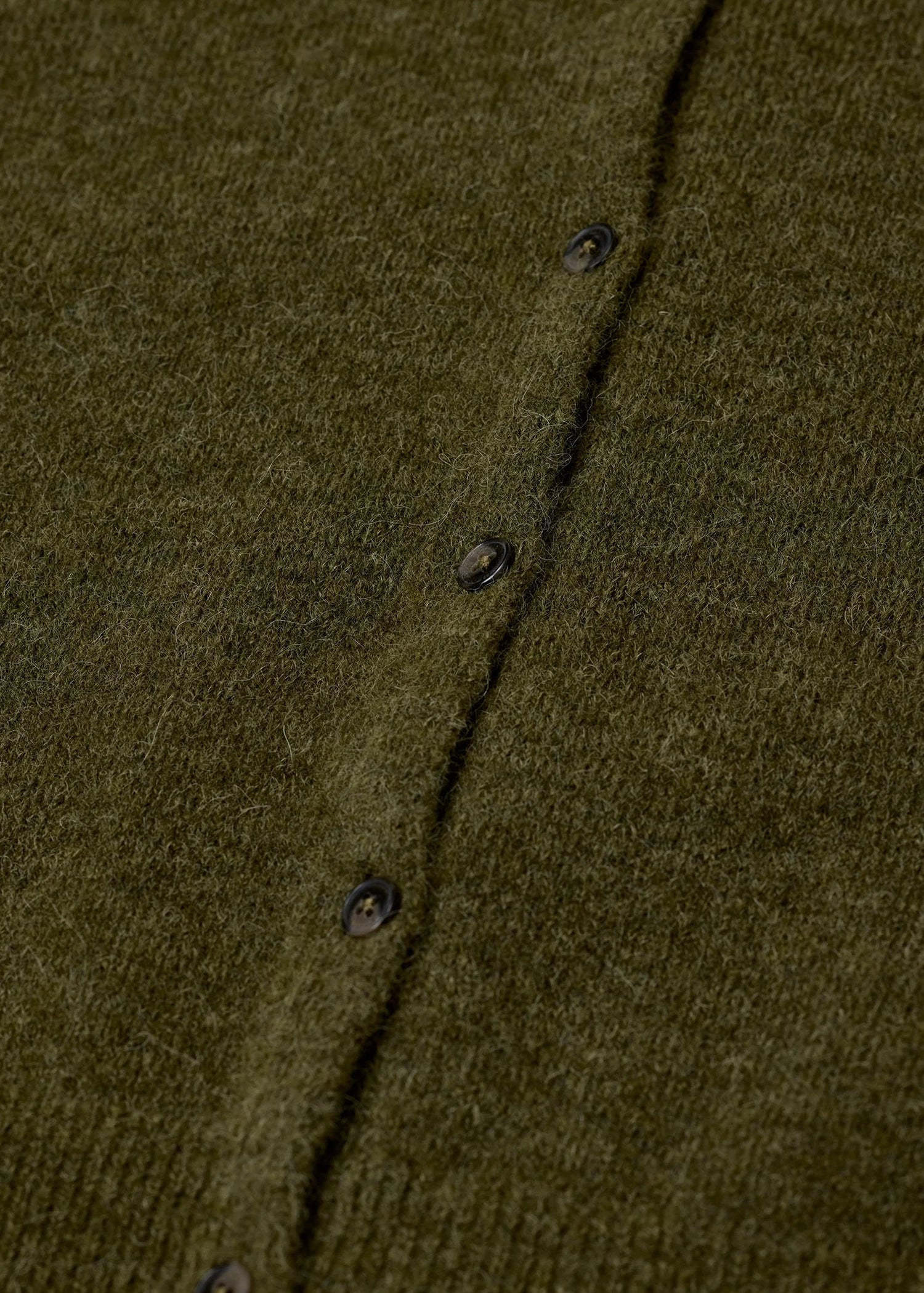 Closed-Crew-Neck-Cardigan-alpaca-wool-blend