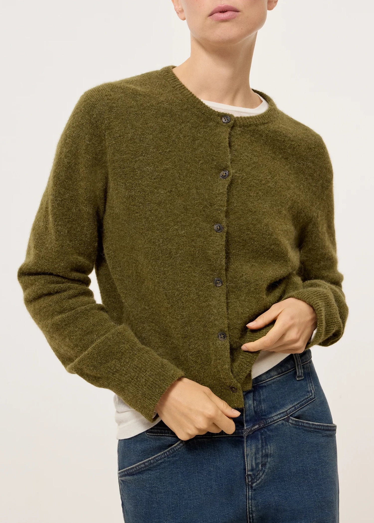Closed-Crew-Neck-Cardigan-alpaca-wool-blend
