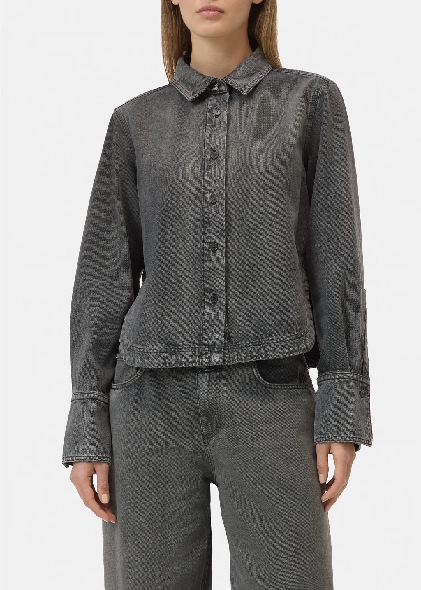 Closed-Denim-Shirt-Cureved-Hem
