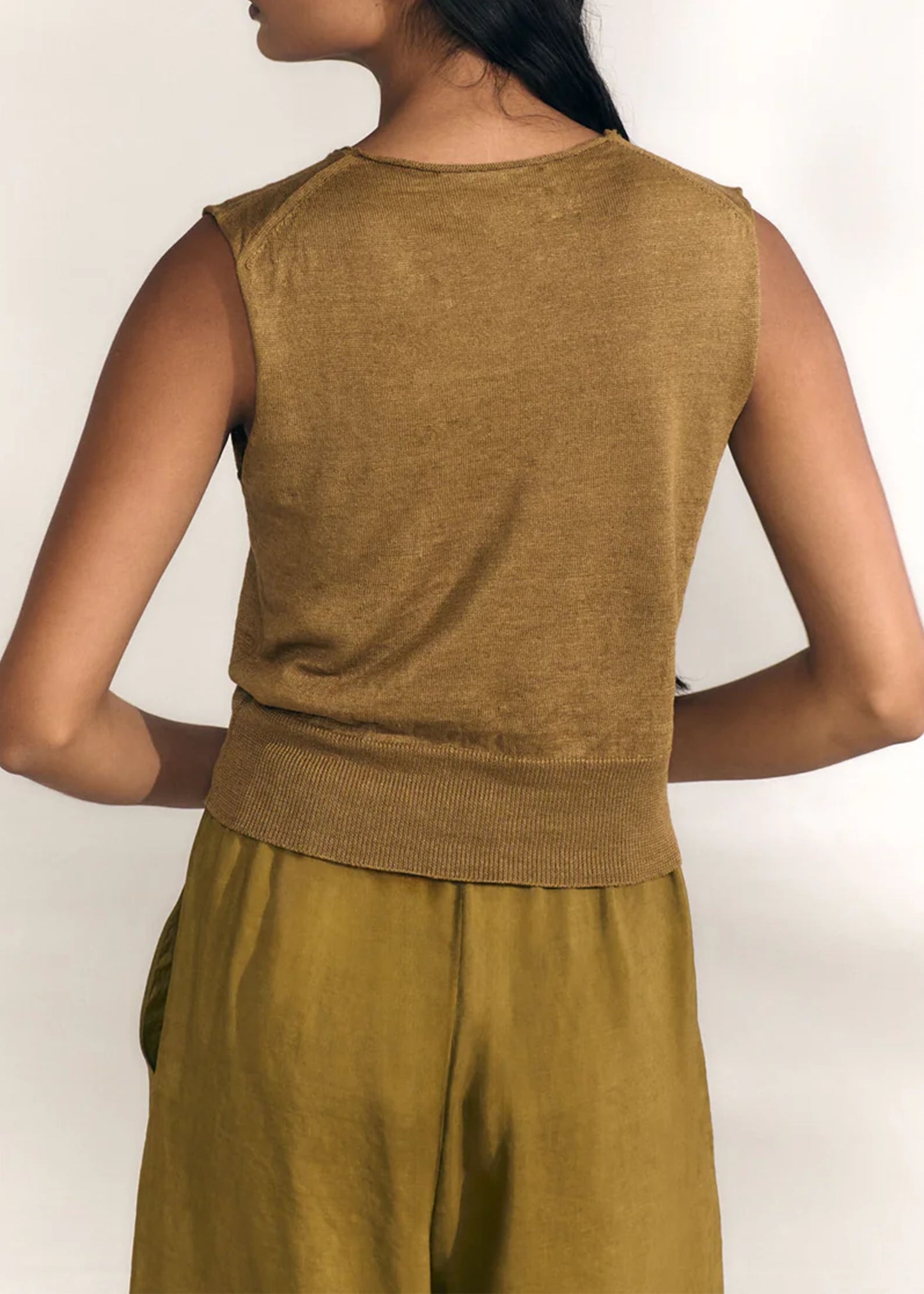 Cortana-Rinen-olive-green-linen-knit-vest
