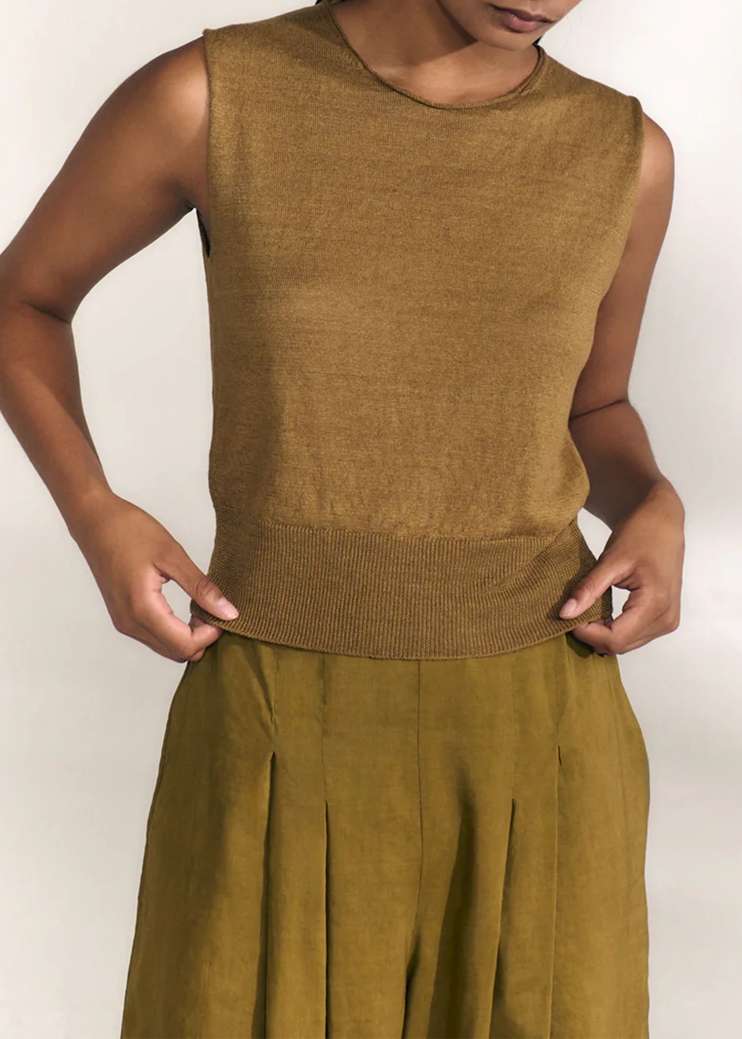 Cortana-Rinen-olive-green-linen-knit-vest