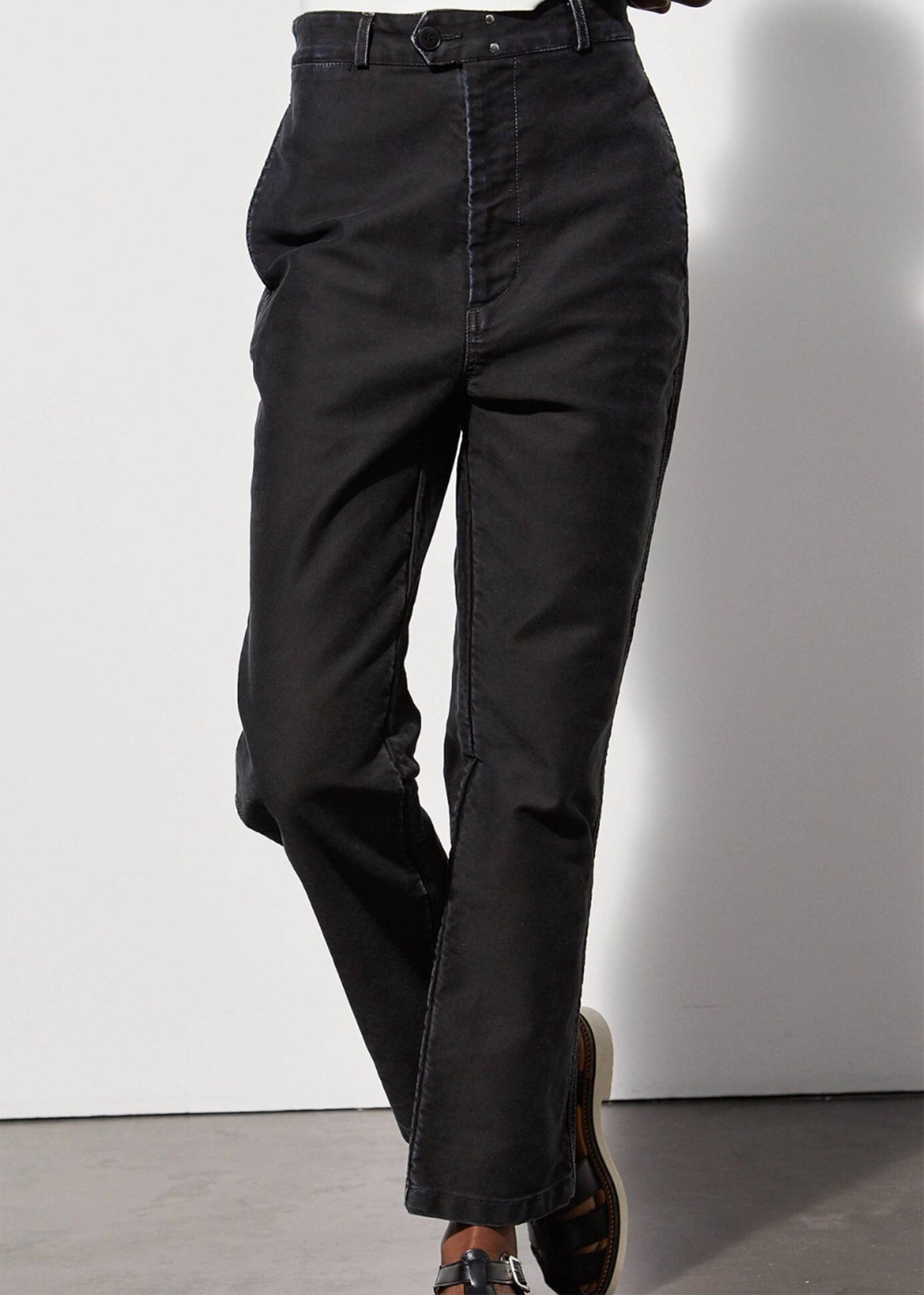 Le-Mont-Saint-Michel-Philael-Vintage-washed-work-pants