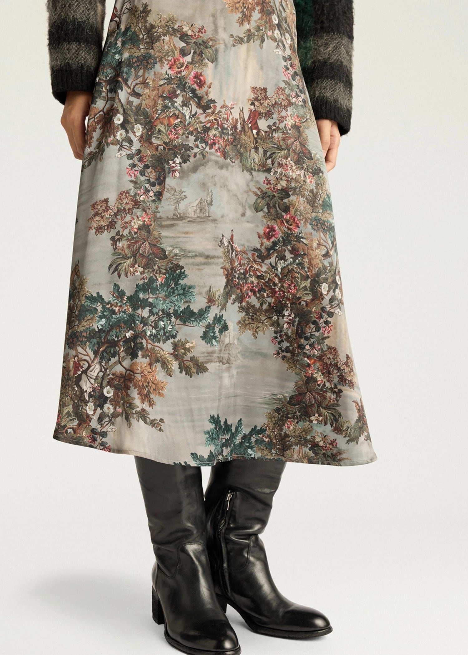 Momoni-HEBE-SKIRT-PRINTED-STRETCH-SATIN-MUD-MULTICOLOR