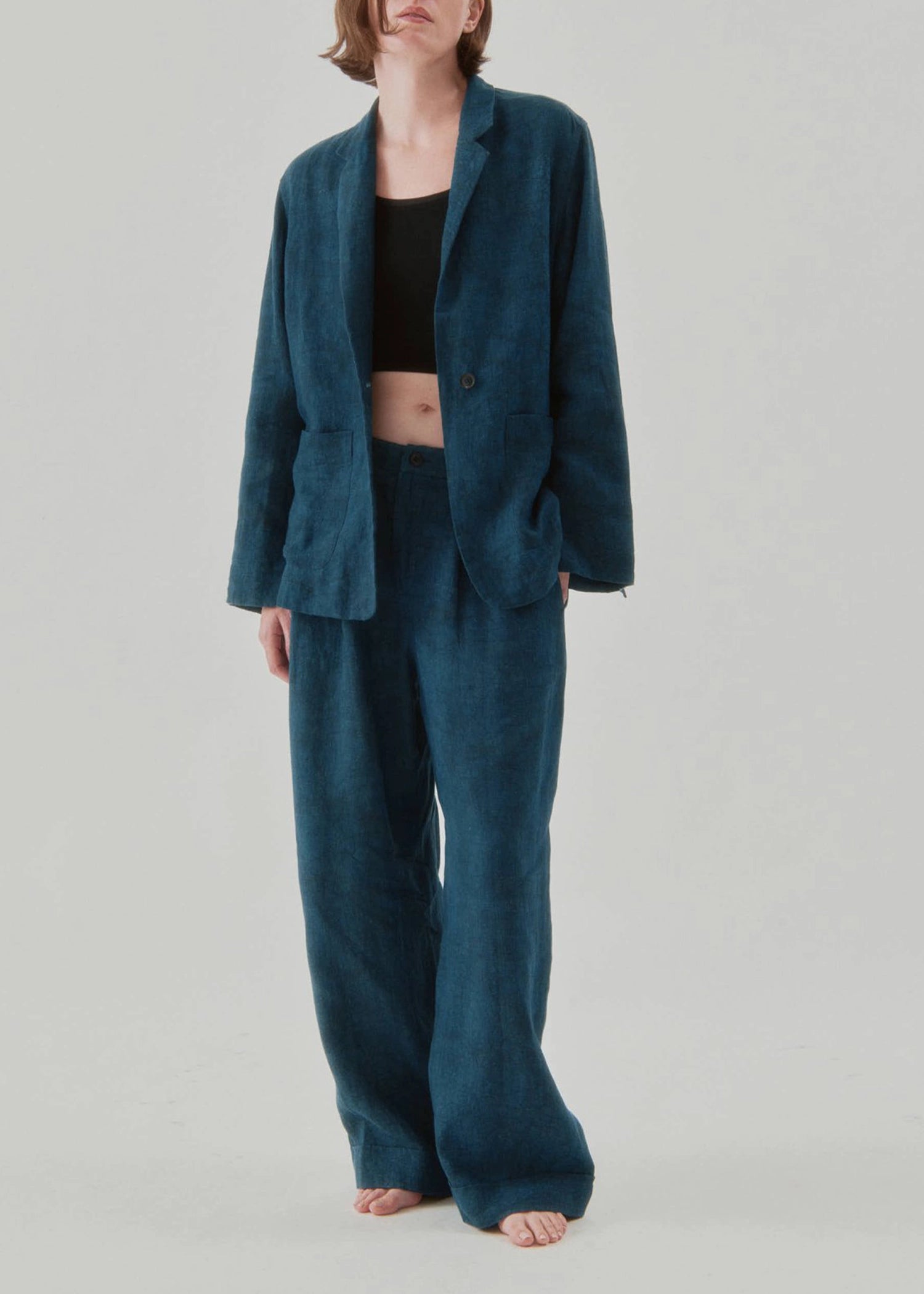 Nymane-Drapey-blazer-indigo