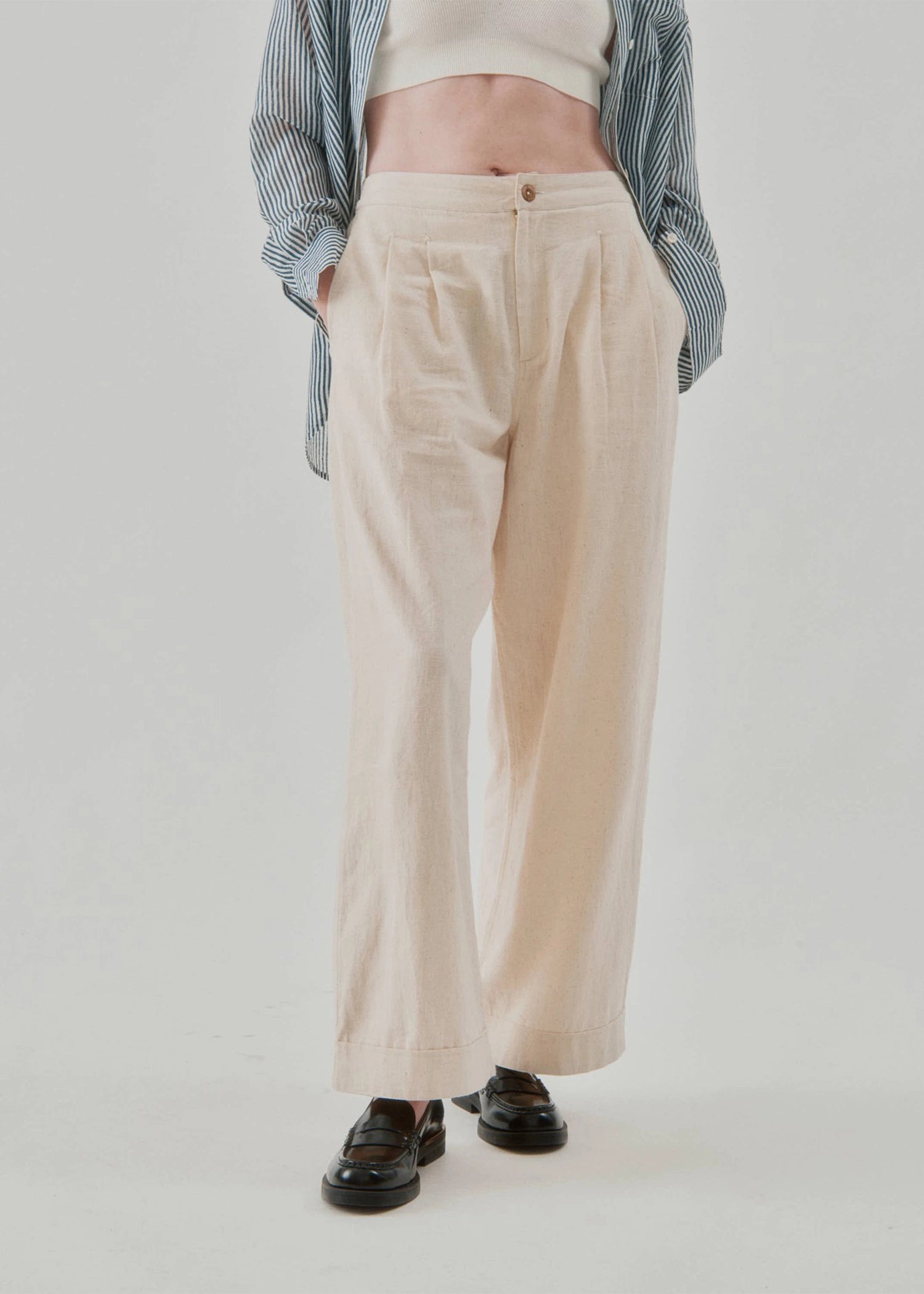 Nymane-wes-pleat-pant