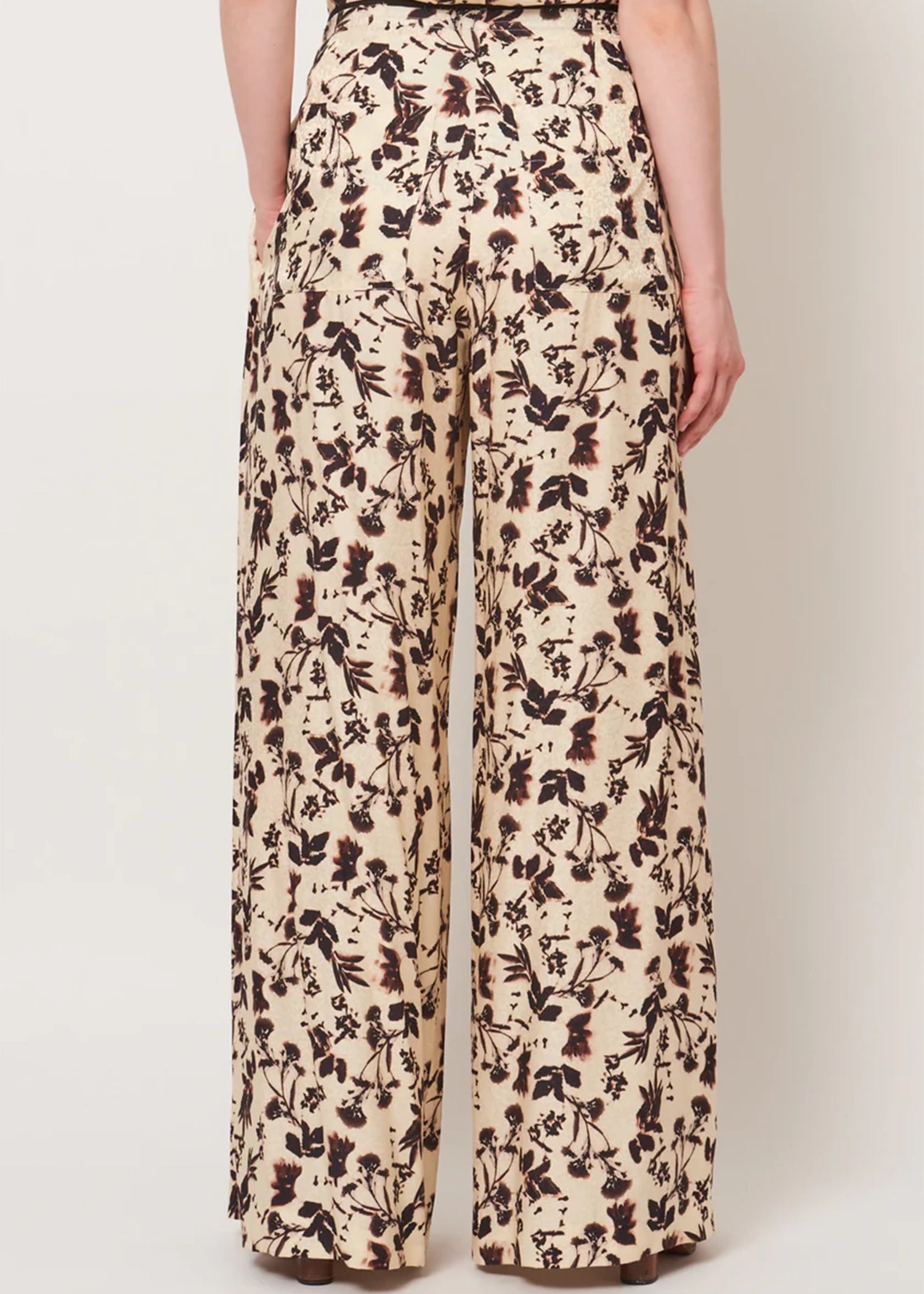 Raquel-Allegra-cream-flower-Trapeze-Pant