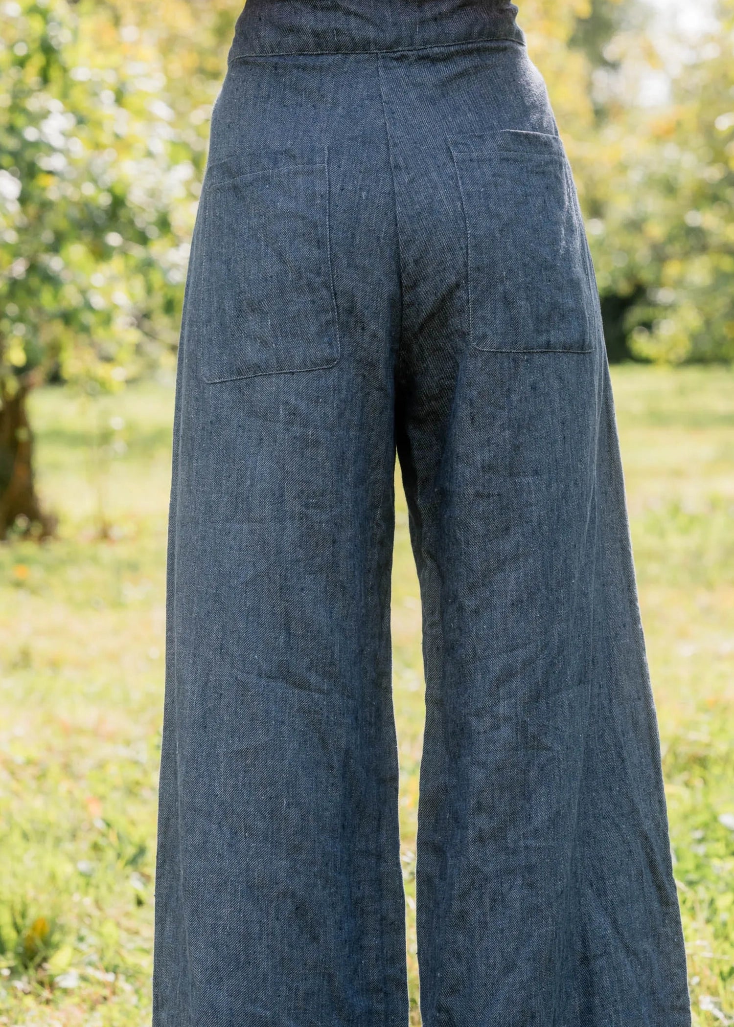 Sula-flare-pants-linen-denim