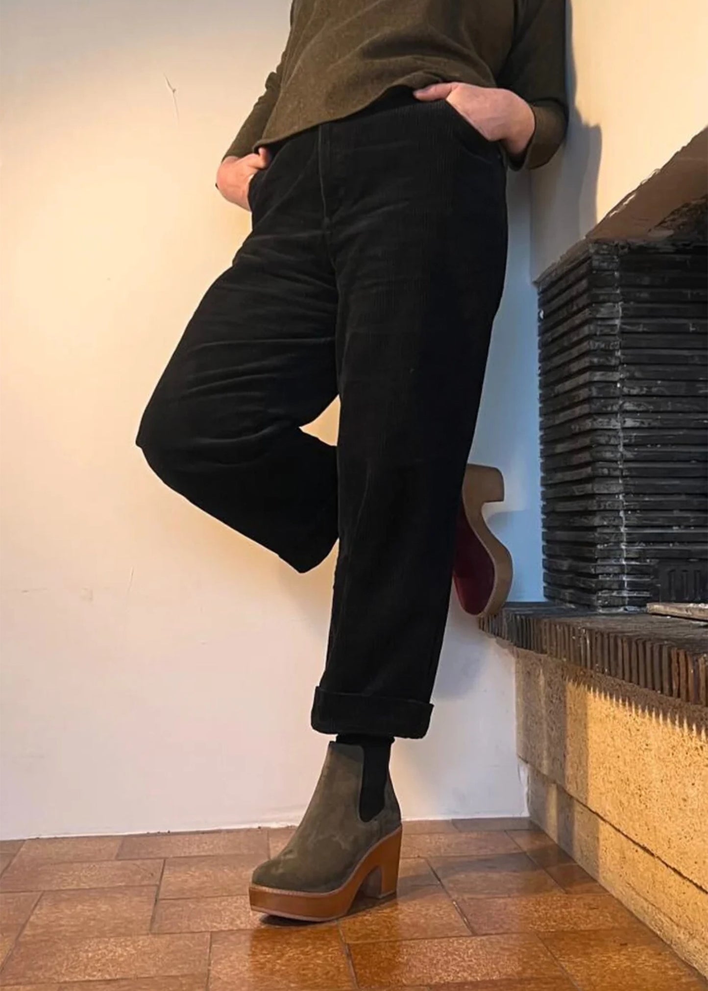 YouYou-YELSEA-VELVET-khaki