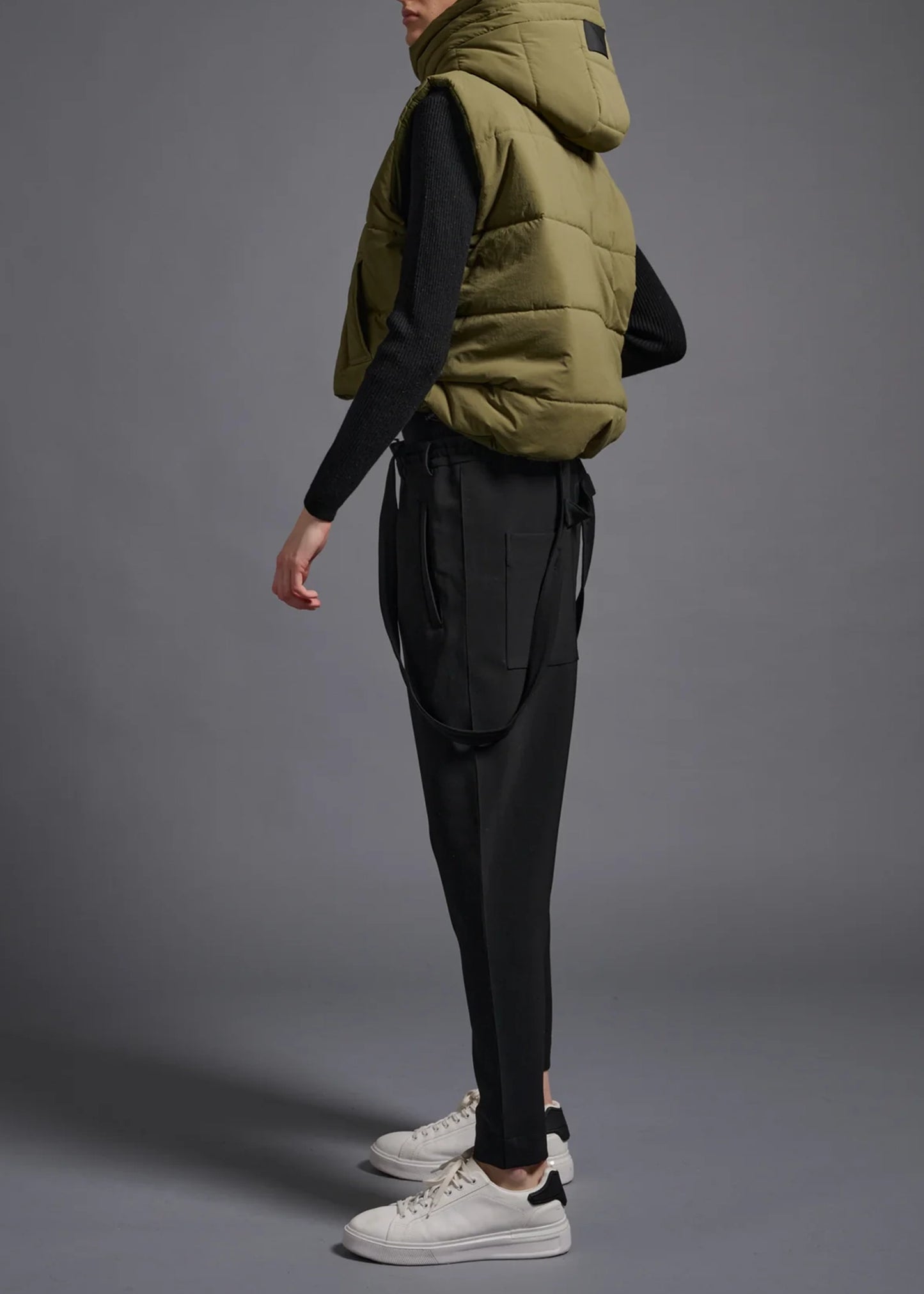 Cog-the-big-smoke-morgan-hoody-cropped-vest