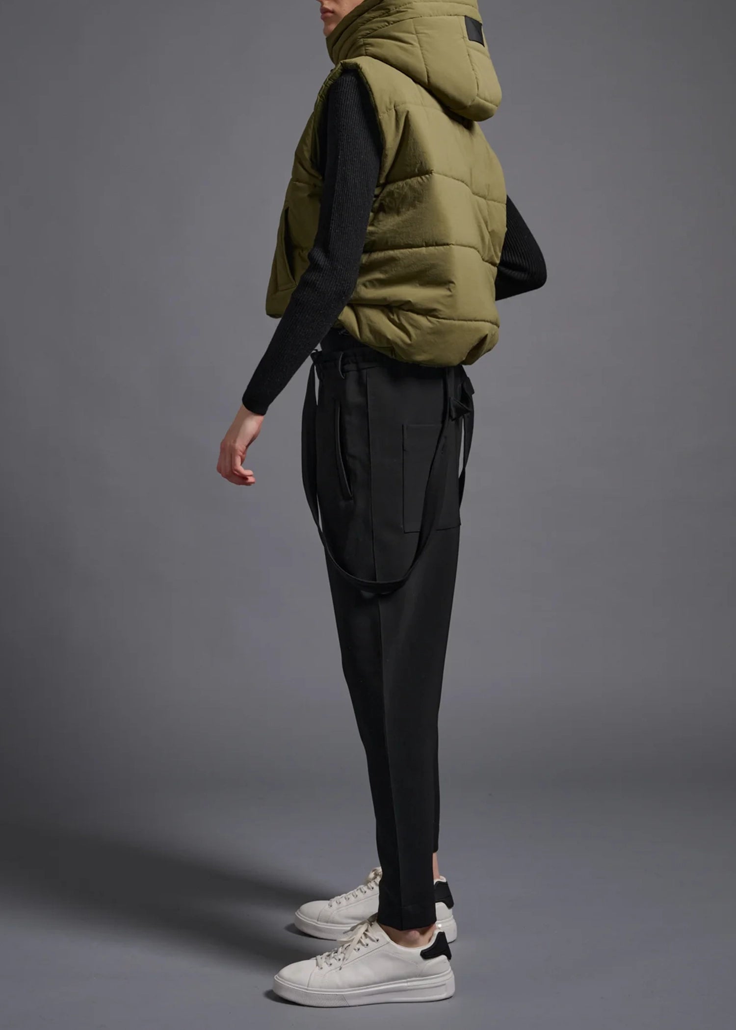 Cog-the-big-smoke-morgan-hoody-cropped-vest